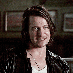 tumblr_mpfdv4ZGb51rthy6ko1_250.gif