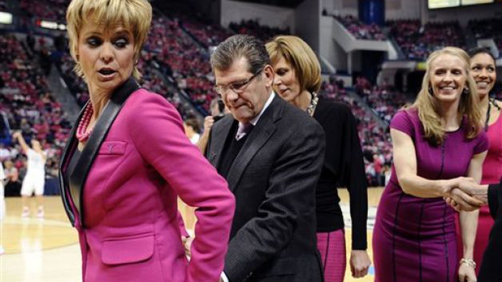 geno-auriemma-kim-mulkey.0.jpg