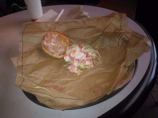 mini-lobster-roll-895.jpg