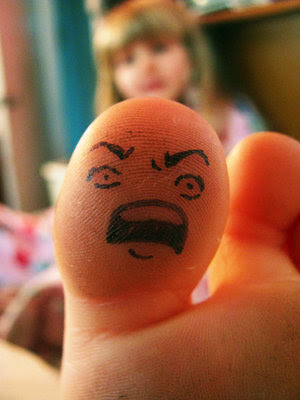 stubbedtoe.jpg
