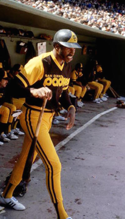 winfield-padres-uniform-120815-2.jpg