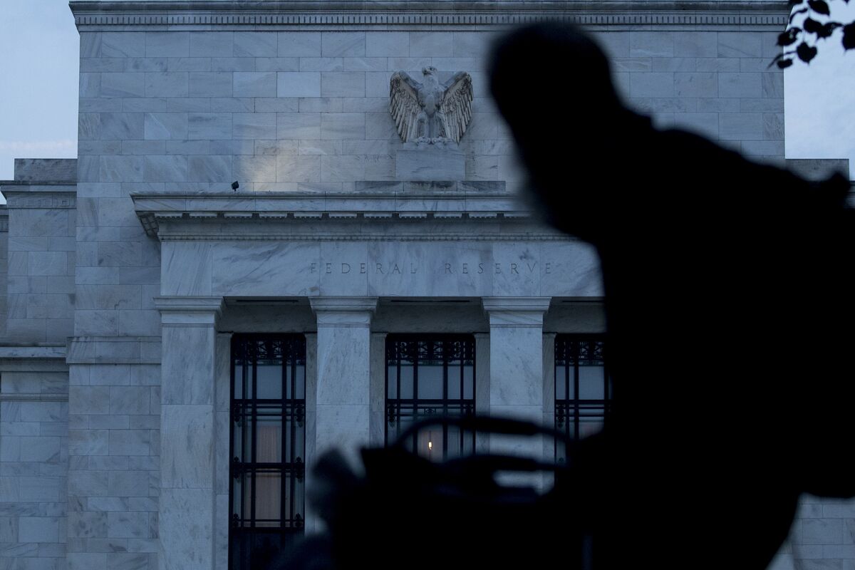 www.bloomberg.com