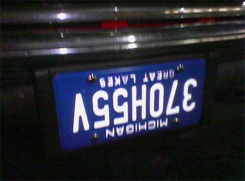 Funny-License-Plates-09.jpg