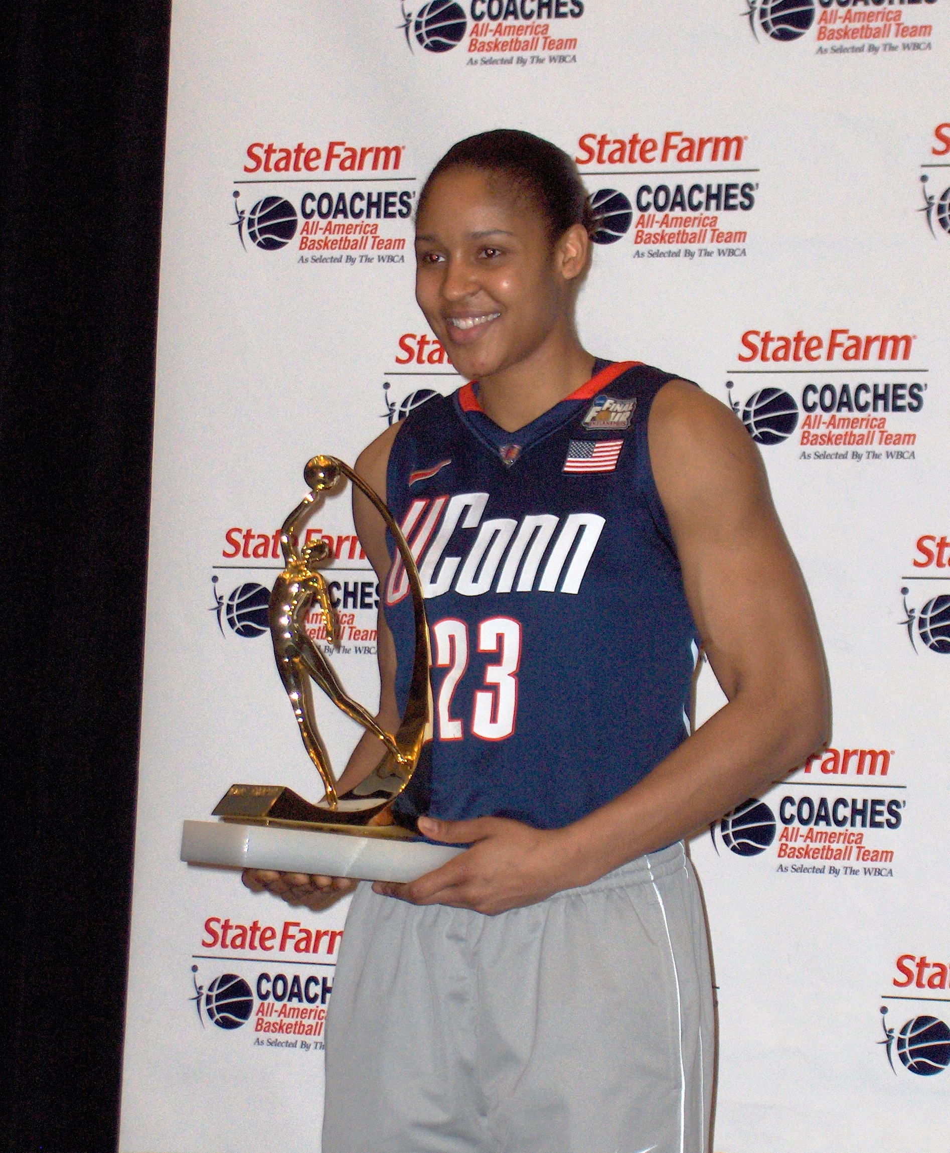 Maya_Moore_receiving_Wade_Trophy.JPG