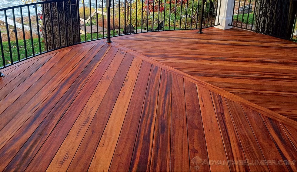 xtigerwood-decking.jpg.pagespeed.ic.OjUF_vnt4I.jpg