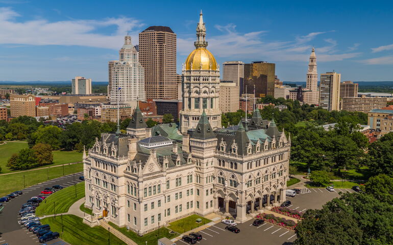 www.hartfordbusiness.com
