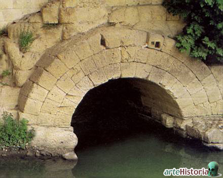 cloaca12.jpg