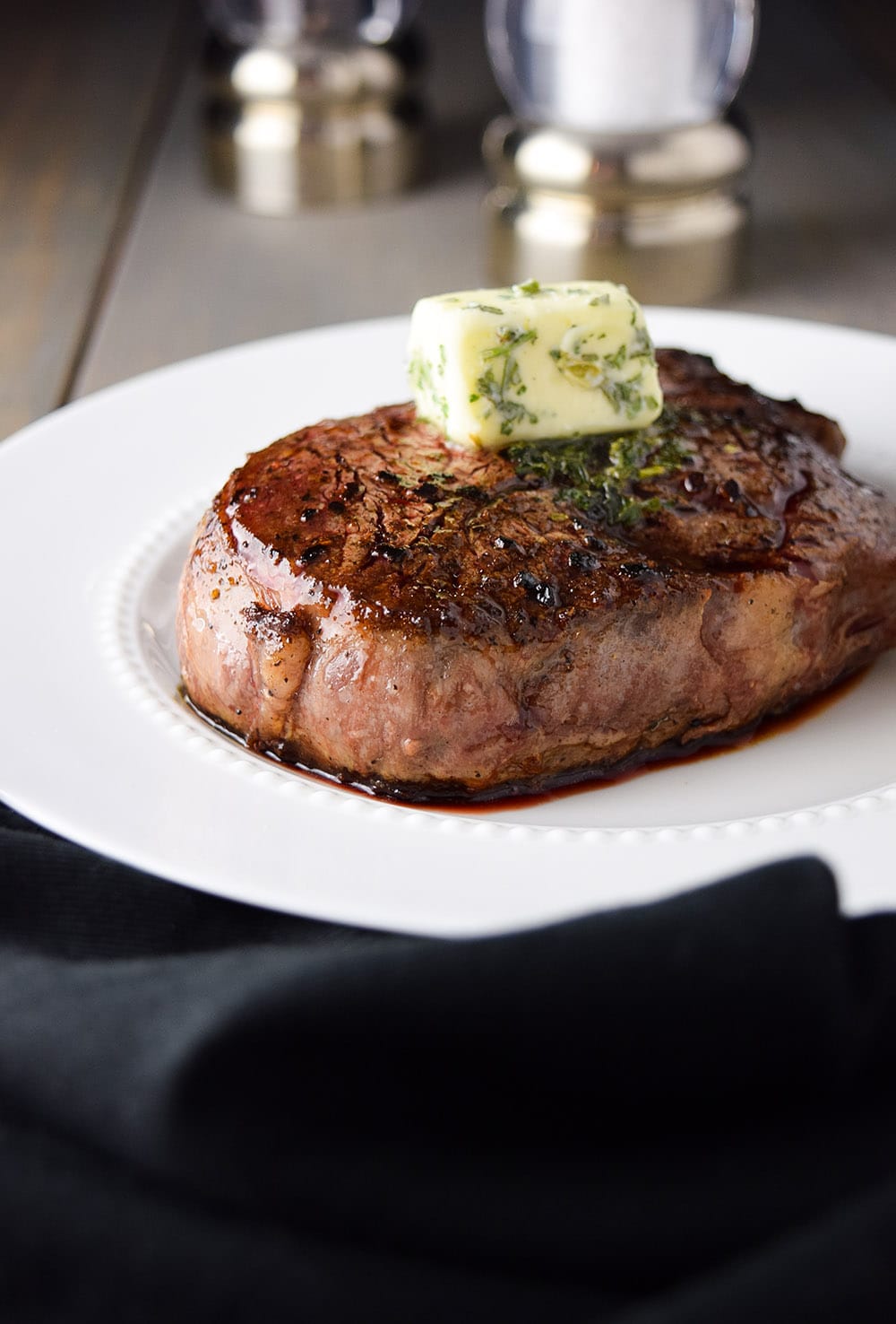 pan-seared-filet-mignon2.jpg