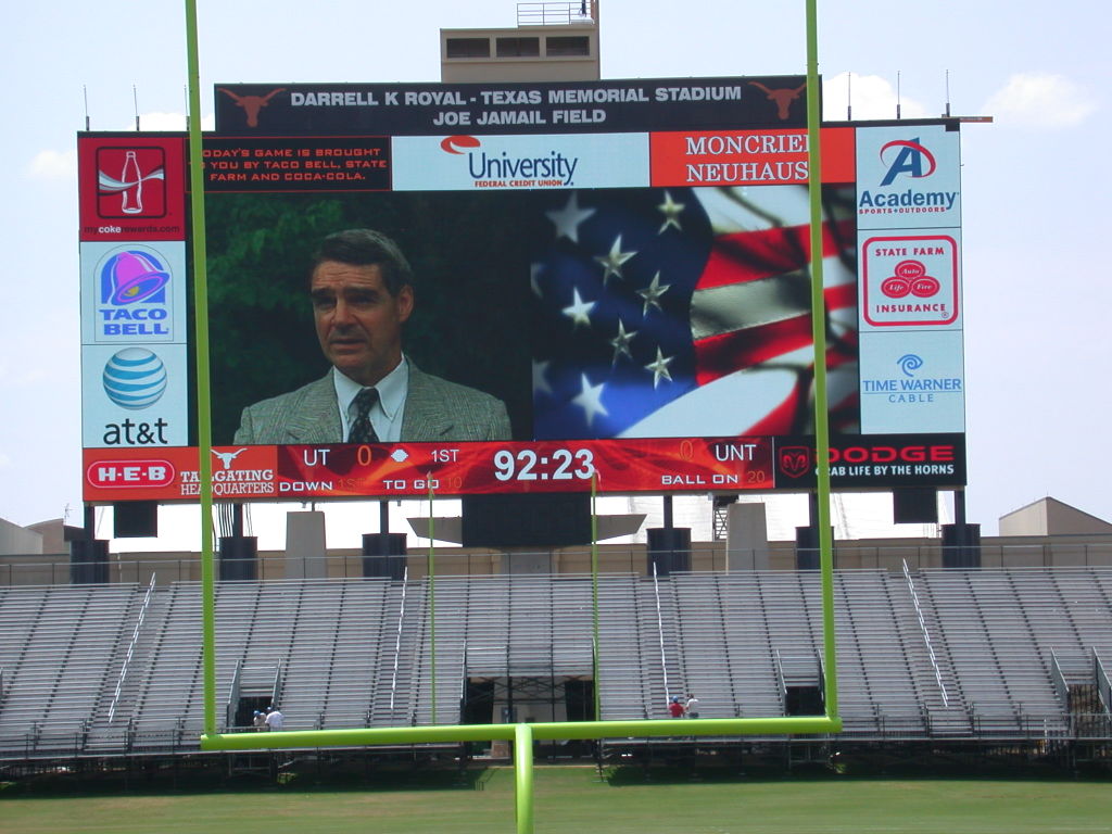 Texas-Longhorns-Jumbotron.jpg