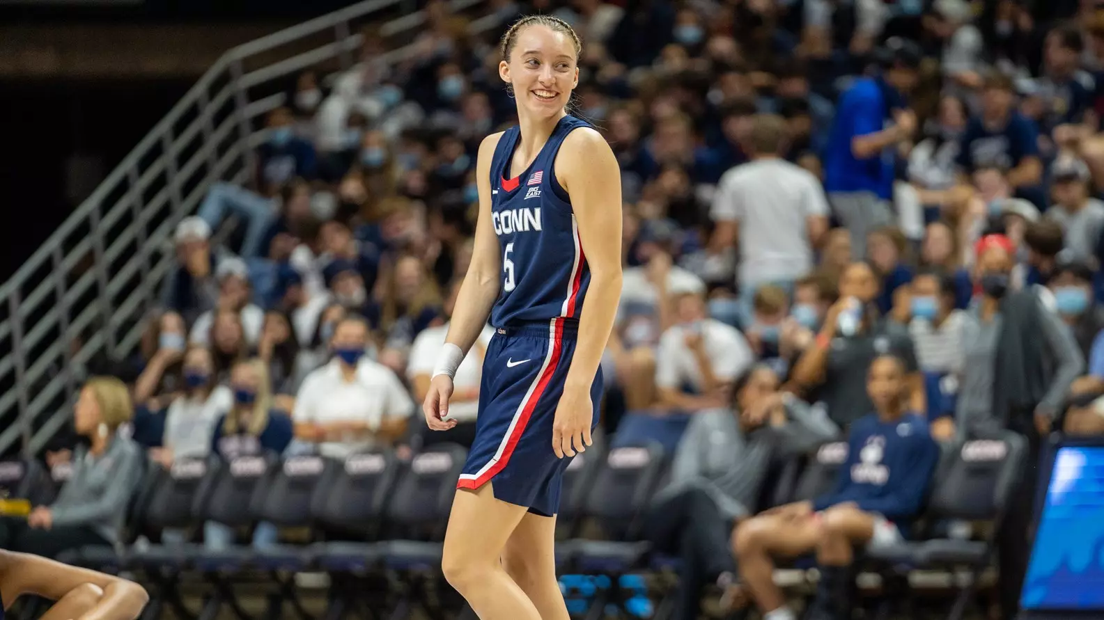 uconnhuskies.com