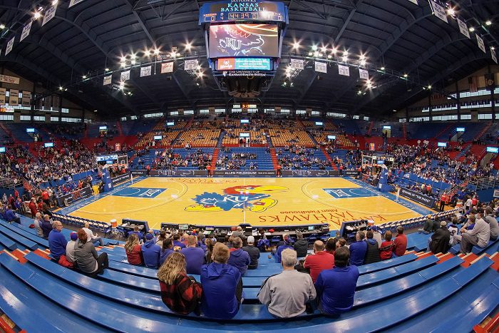 www.heartlandcollegesports.com