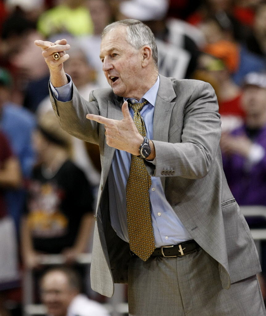 jim-calhoun-apjpg-7eb6c7f44815e8df.jpg