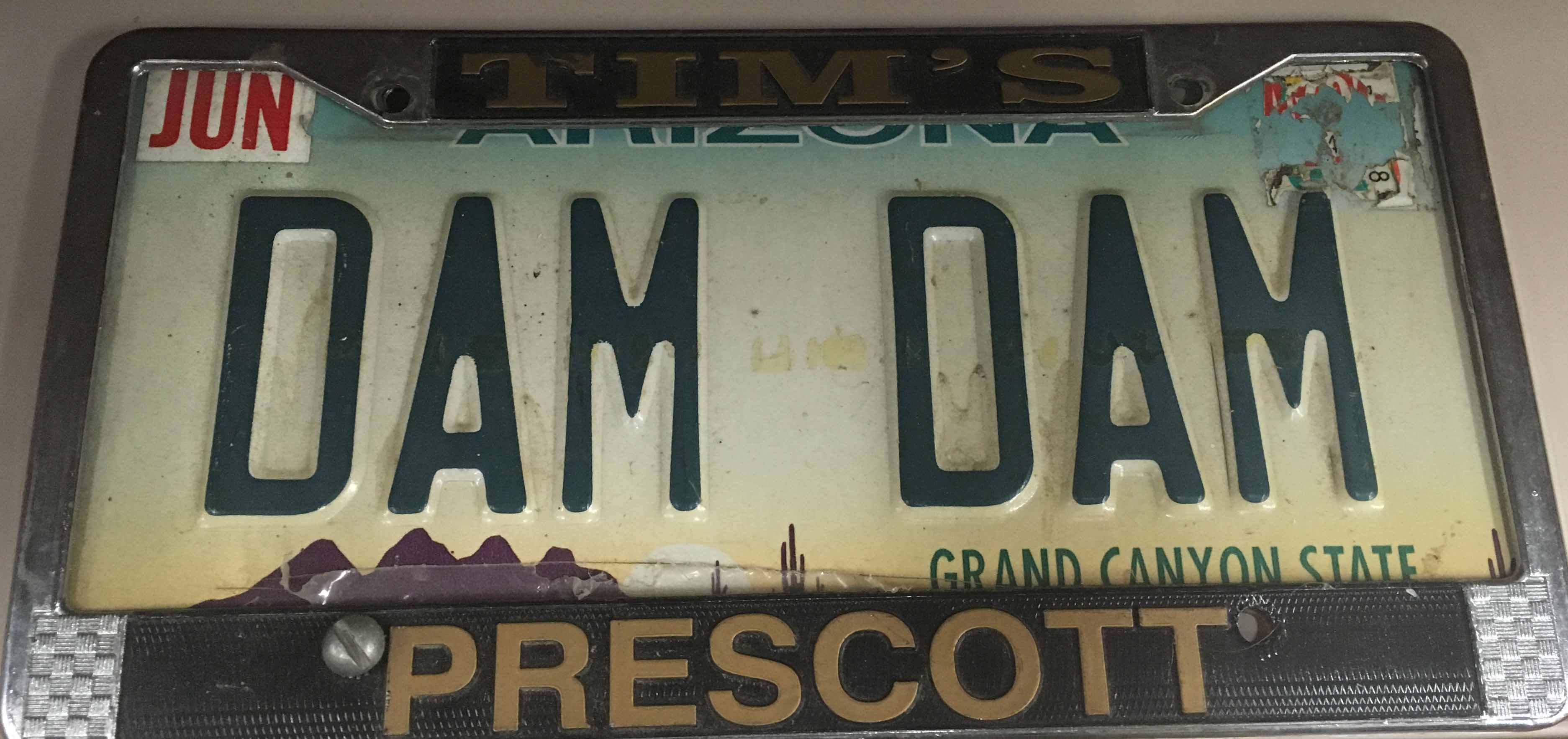 Dam-Dam.jpg