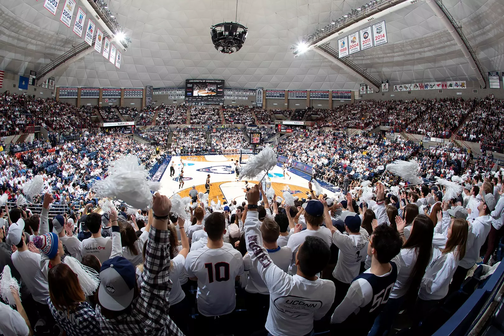 uconnhuskies.com