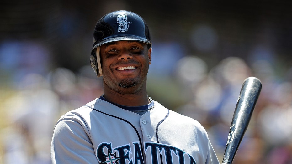 GettyImages-Ken-Griffey-Jr.jpg