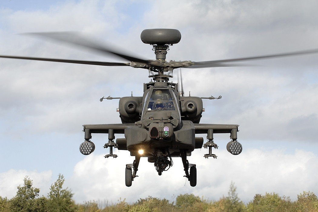 British-Army-Air-Corps-Apache-Helicopter-Pilot-Prepares-for-Take-Off-Peter-Davies-MOD.jpg